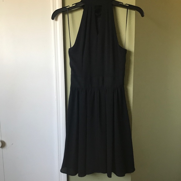 Express Black Women’s Tie neck Sleeveless Dress size 0 - Picture 9 of 10